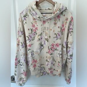 Gap × LoveShackFancy Floral Cropped Logo Hoodie